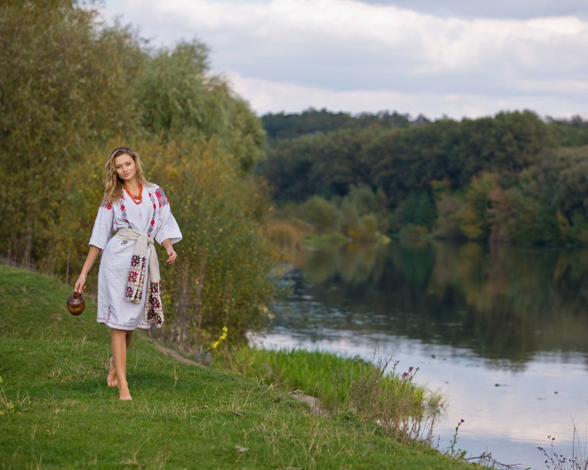 Nude girl Slavic women in Raleigh